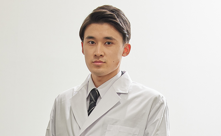 Image: Trained embalming specialists