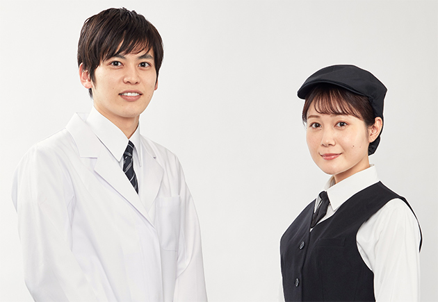 写真:料理は一人ひとりの作業の結集です。チームワークが欠かせません。