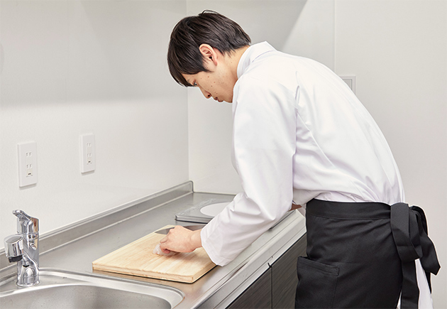 写真:一つひとつに手を抜かず、まごころ込めて仕上げます。